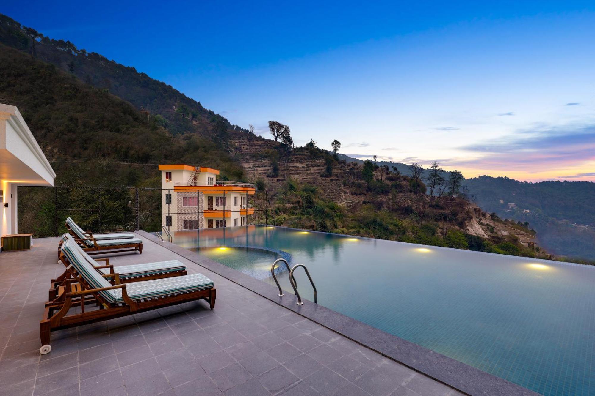Lemon Tree Premier Budhanilkantha Kathmandu, Nepal المظهر الخارجي الصورة