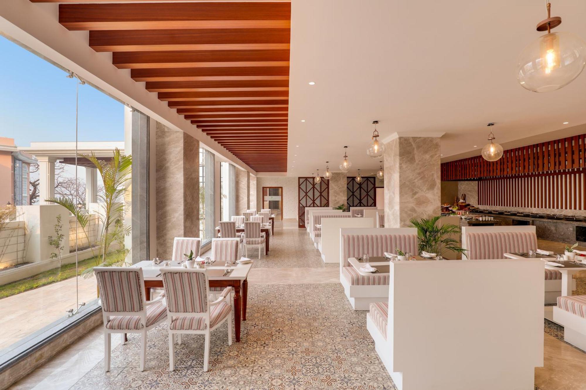 Lemon Tree Premier Budhanilkantha Kathmandu, Nepal المظهر الخارجي الصورة